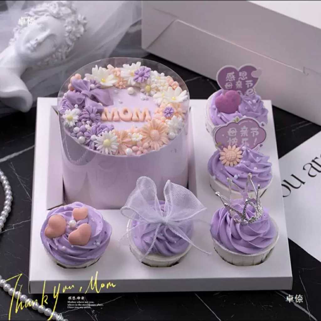 Pekanbaru Box Hampers / Kotak Hampers Cake + Cupcake 5 Cup
