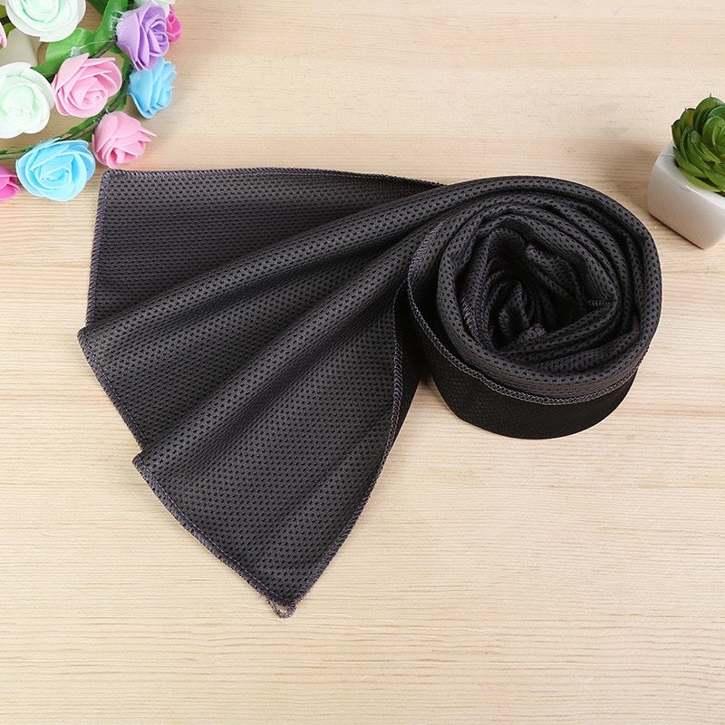 HR-Handuk Olahraga dingin Fresh Cold Towel Sport Gym Fitness Yoga Jogging Lari Marathon Gym Sepeda Handuk Dingin Serap Olahraga Lap Keringat