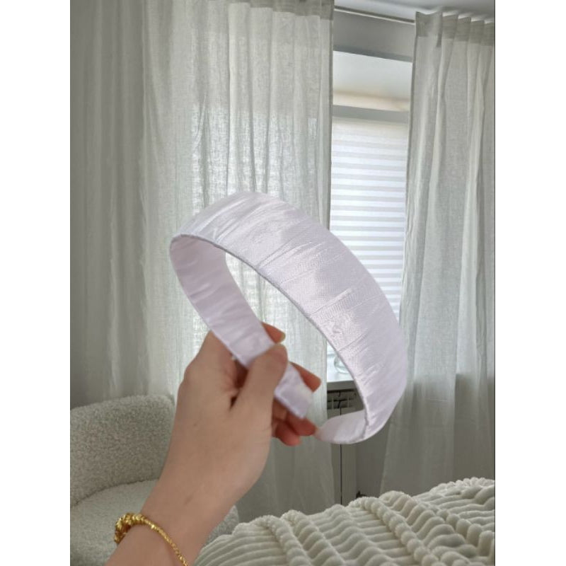 Pekanbaru Bando Satin Amy