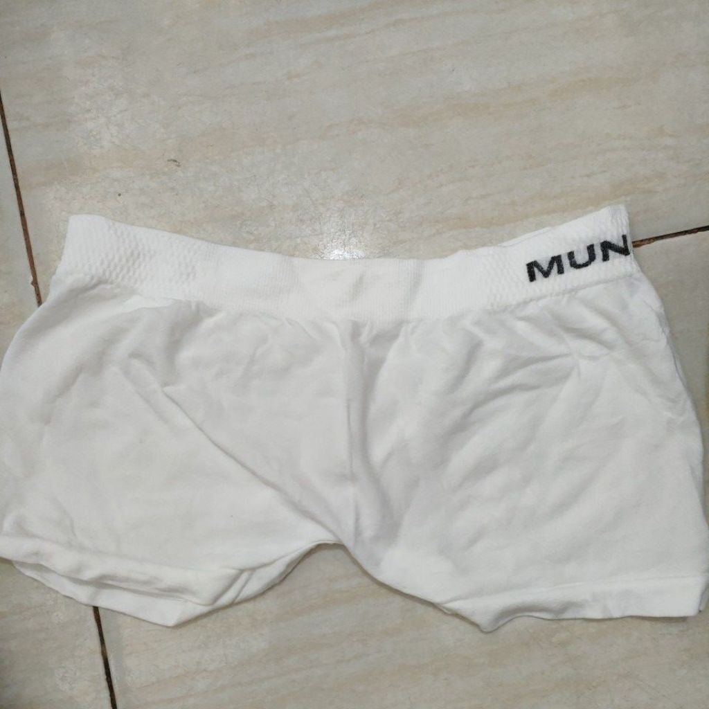 Pekanbaru Celana Korset Munapi Pelangsing / Pengecil Perut Underwear Wanita Munafik Munafie