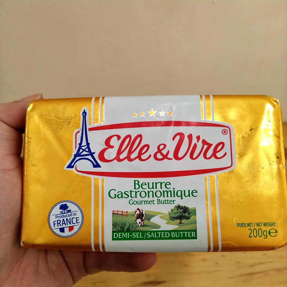 Pekanbaru Elle & Vire Gourmet Butter Unsalted 200G