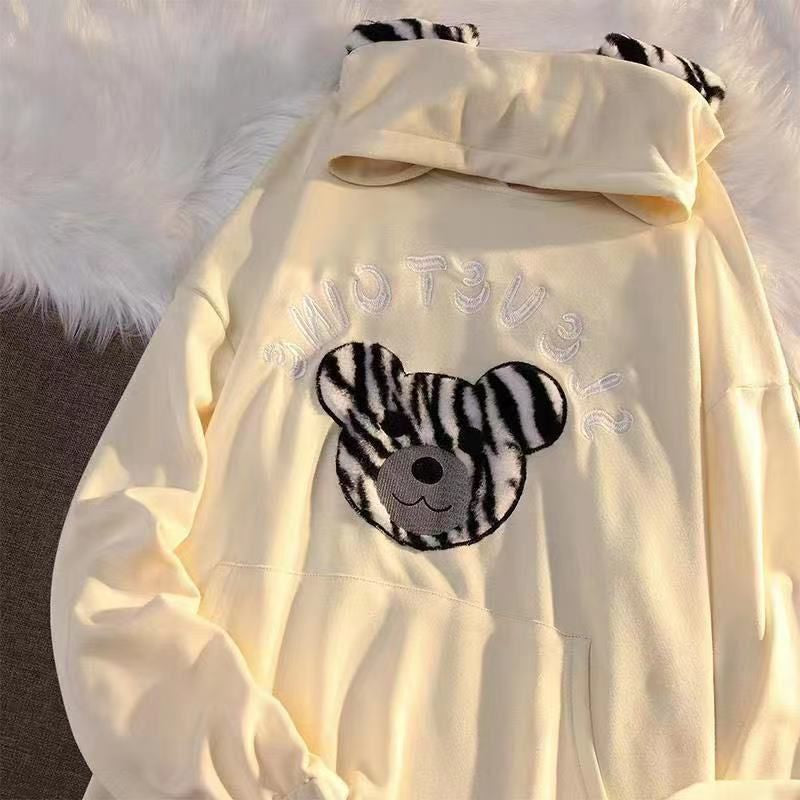 Hoodie Oversize Beruang Motif Warna Zebra Telinga Hitam Putih Lucu Cute Black White Bear Hoodie Bordir Lucu Unik Berkualitas Hoodie Beruang Bulu Lembut Hoodie Couple Unisex Korean Style