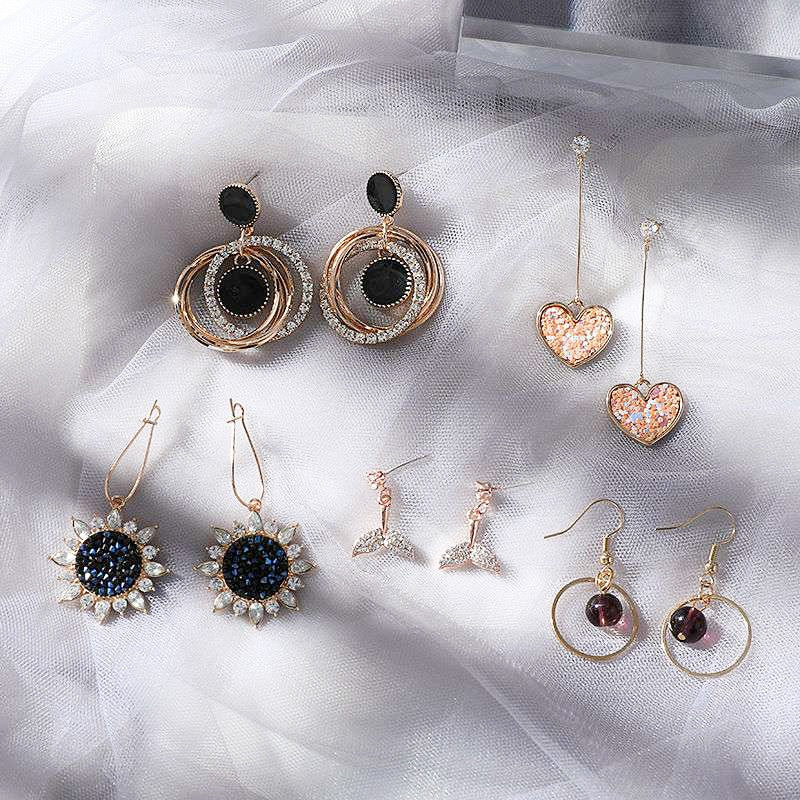 Anting Wanita Hitam Love Bunga Permata Black Pearl Earrings Anting Besar Anting Panjang Anting Drop Anting Hoop Berkualitas Korean Style