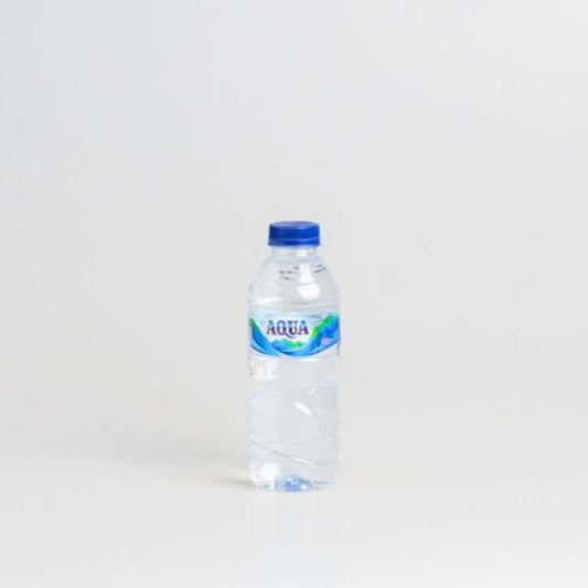 Pekanbaru Aqua Mineral Water 330Ml Btl