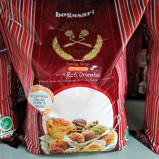 Pekanbaru Bogasari Cakra Kembar Emas Tepung Premium Untuk Roti Oriental 5 Kg
