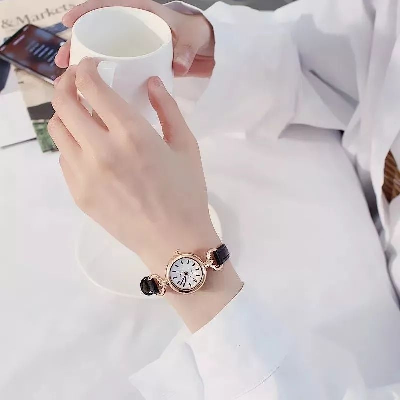 Pekanbaru Jam Tangan Casual Wanita Analog Kecil Dial Bulat Dengan Strap Pu