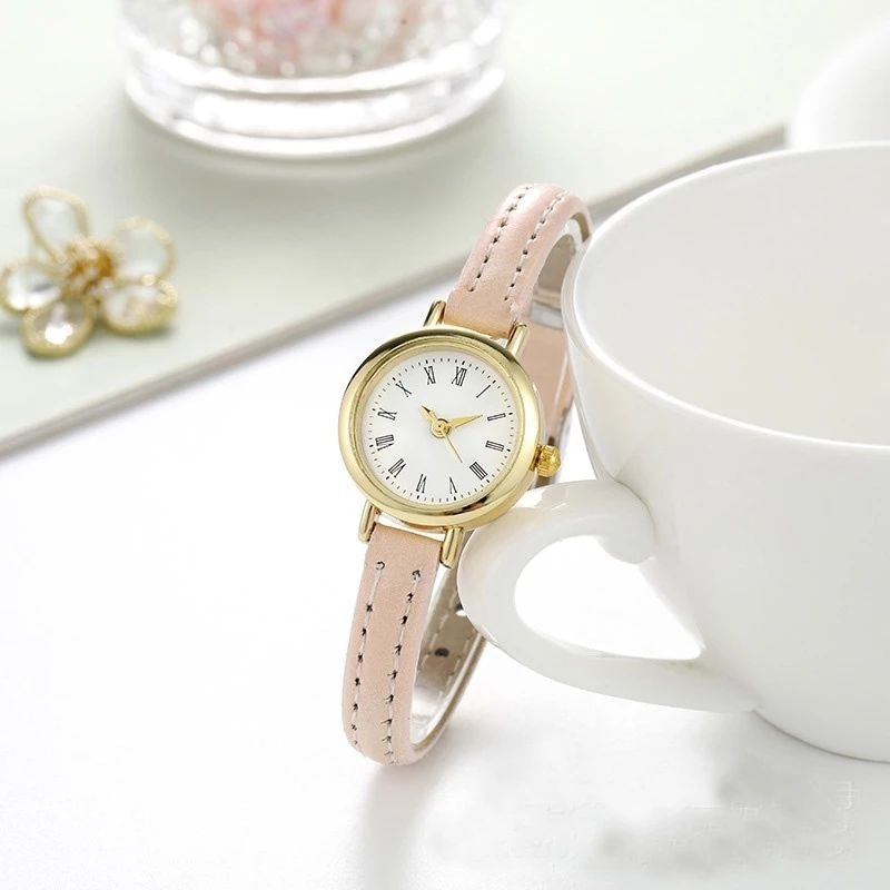 Pekanbaru Jam Tangan Casual Wanita Analog Kecil Dial Bulat Dengan Strap Pu