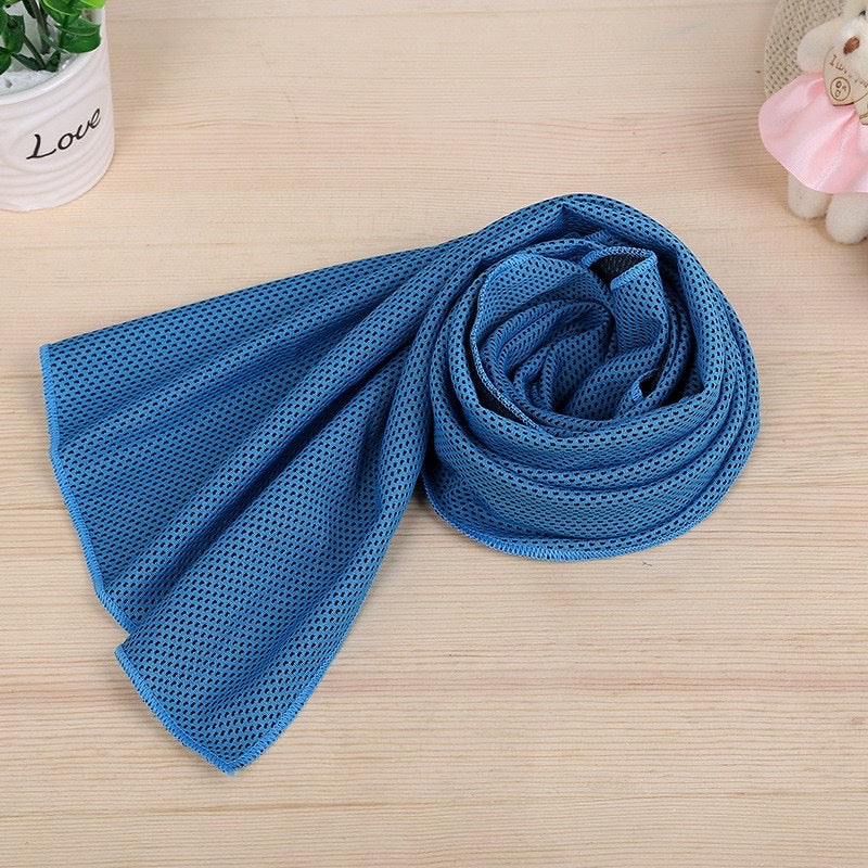 HR-Handuk Olahraga dingin Fresh Cold Towel Sport Gym Fitness Yoga Jogging Lari Marathon Gym Sepeda Handuk Dingin Serap Olahraga Lap Keringat