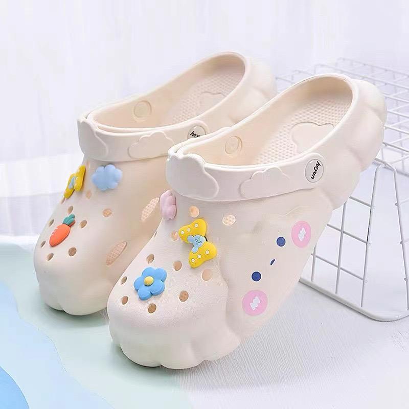 [littlecrab] Sandal Lobang Motif Awan Jibbitz Pita Bunga Wortel Sendal Eva Anti Air Unik Lucu Classic Korean Style