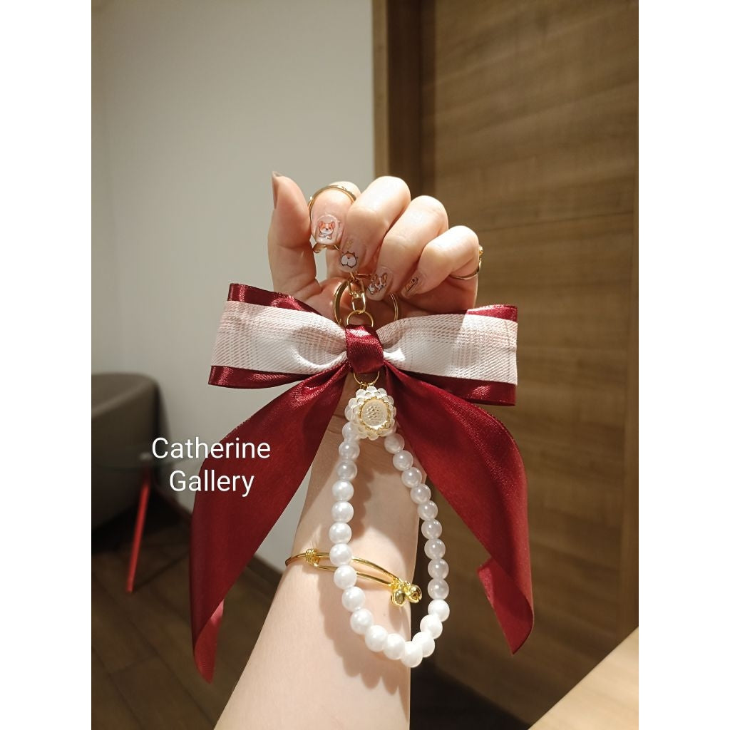 Pekanbaru Hanya 3 Hari Diskon Khusus : Gantungan Tas wanita  Pita Mutiara Clarice Cantik/keychain