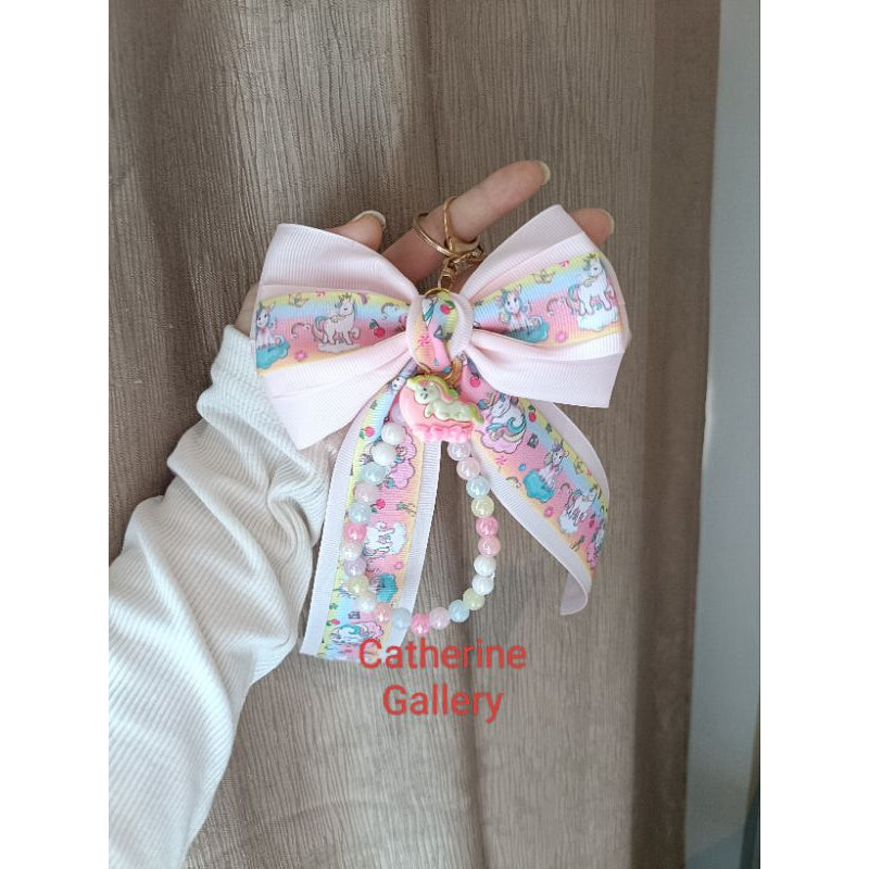 Pekanbaru Hanya 3 Hari Diskon Khusus : Gantungan Tas wanita  Pita Mutiara Clarice Cantik/keychain