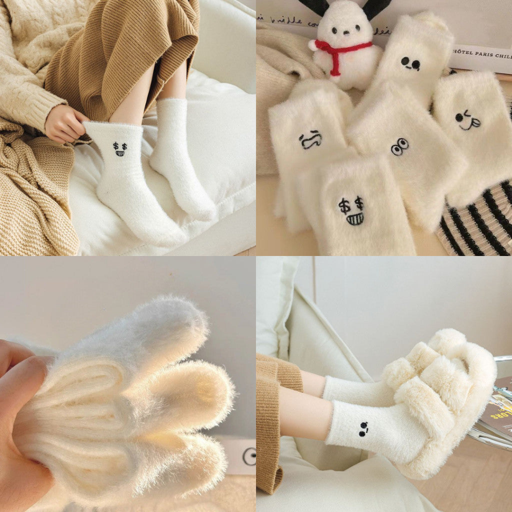 [littlecrab] Kaos Kaki Bulu Bahan Tebal Putih Aesthetic Simple Elegan Emoji Fluffy Socks Berkualitas