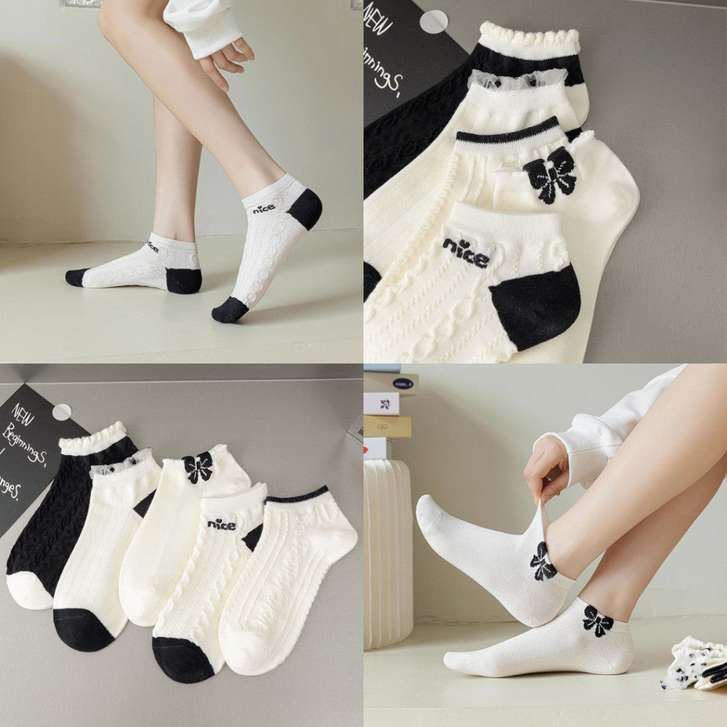 [littlecrab] Kaos Kaki Hitam Putih Pita Pendek Simple Aesthetic Renda Black White Sock Nice Rajut