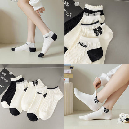[littlecrab] Kaos Kaki Hitam Putih Pita Pendek Simple Aesthetic Renda Black White Sock Nice Rajut