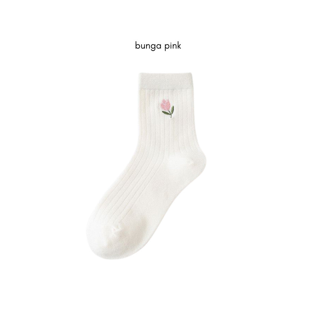 [littlecrab] Kaos Kaki Panjang Motif Cartoon Kawai Beruang Bunga Unik Lucu Long Socks White Korean