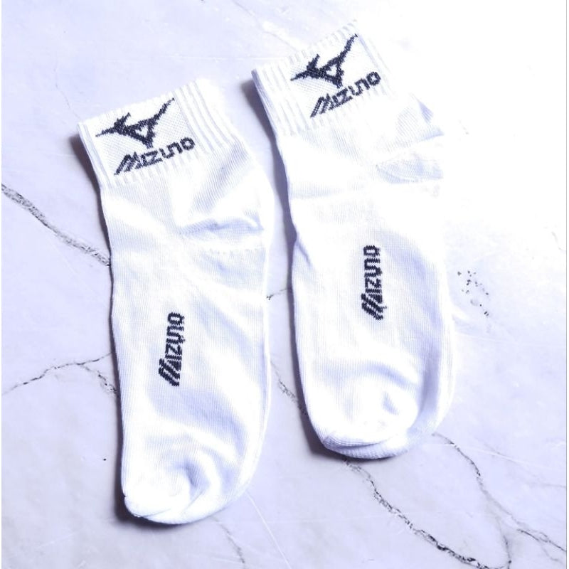 Kaos kaki sport pria / kaos kaki pria tebal / kaos kaki pendek merk random