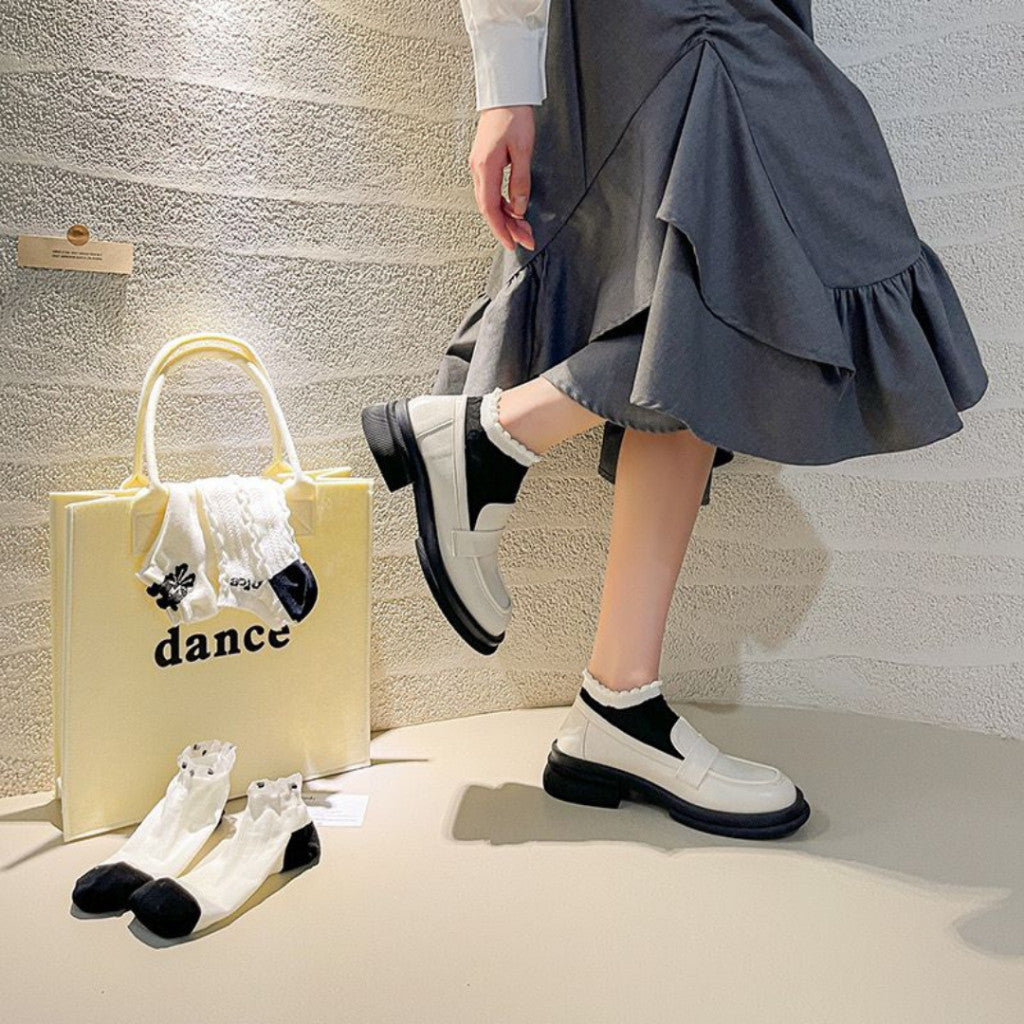 [littlecrab] Kaos Kaki Hitam Putih Pita Pendek Simple Aesthetic Renda Black White Sock Nice Rajut