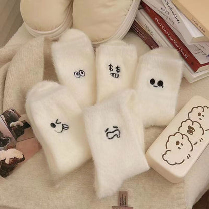 [littlecrab] Kaos Kaki Bulu Bahan Tebal Putih Aesthetic Simple Elegan Emoji Fluffy Socks Berkualitas