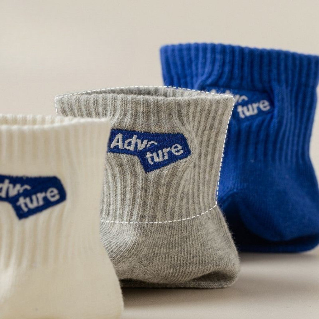 [littlecrab] Kaos Kaki Pendek Adventure High Quality Socks Simple Unisex Hitam Putih Biru Abu