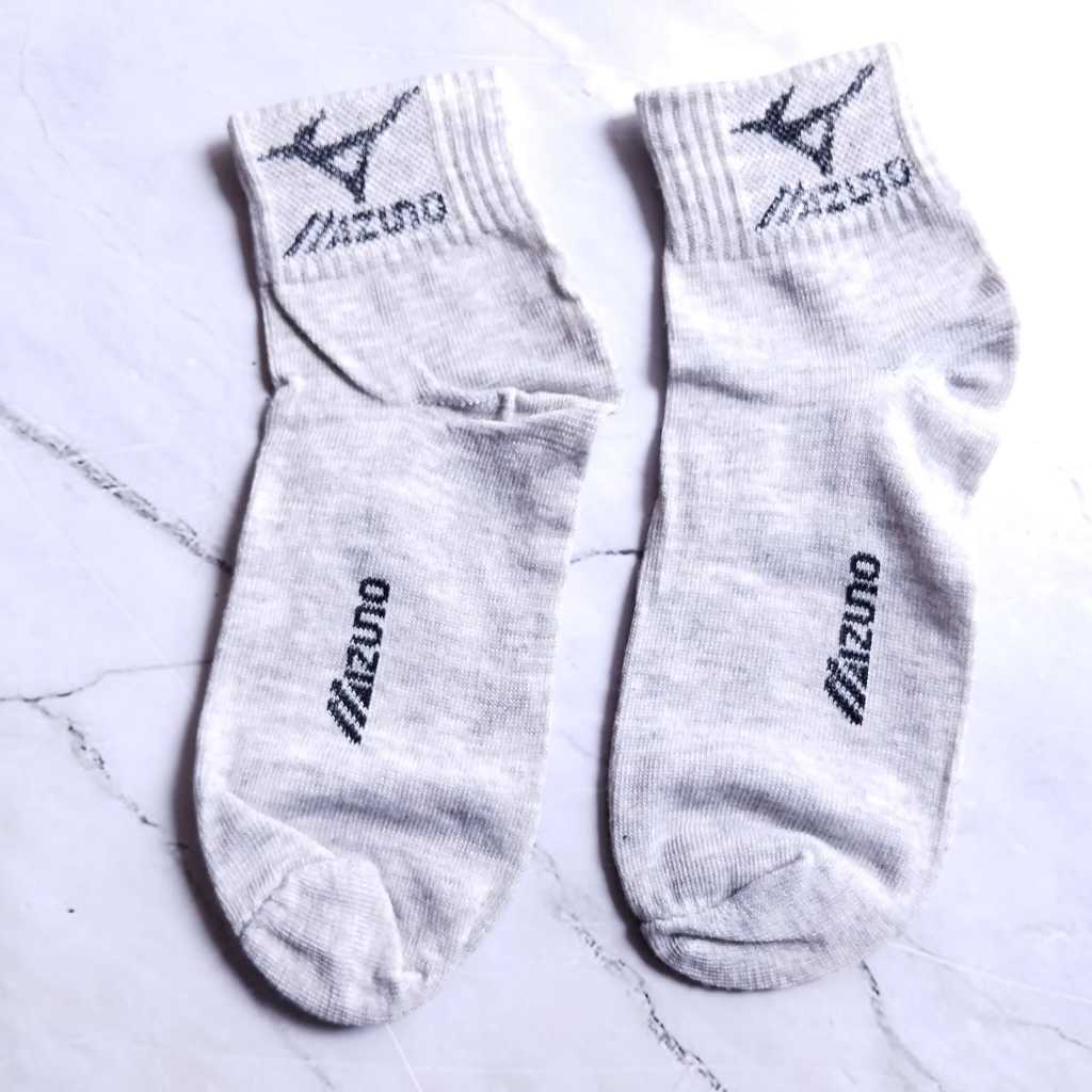 Kaos kaki sport pria / kaos kaki pria tebal / kaos kaki pendek merk random
