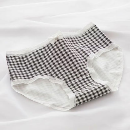 Pekanbaru Celana Dalam Wanita Motif Strawberry Fashion Jepang Crotch Mid Waist