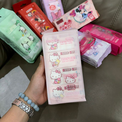 [littlecrab] Tisu Basah Mini Package Isi 8pcs Wet Tissue Motif Hello Kitty Daisy Duck Minnie Mouse Pochacco Lotso Mini Portable