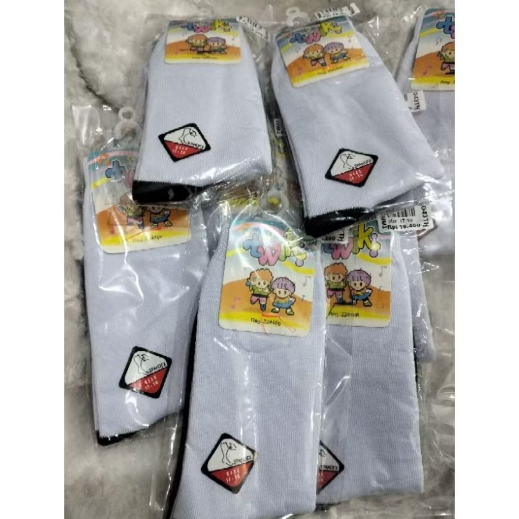 Pekanbaru Kaos kaki sekolah twiki / kaos kaki sekolah tebal