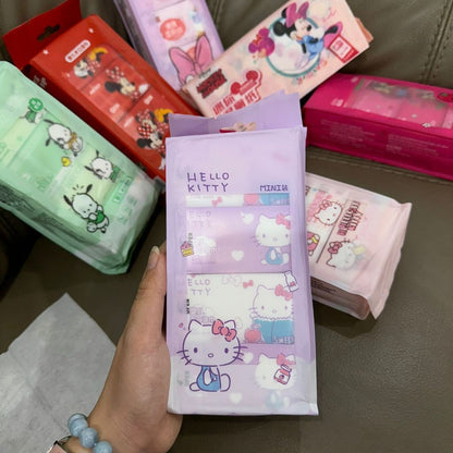 [littlecrab] Tisu Basah Mini Package Isi 8pcs Wet Tissue Motif Hello Kitty Daisy Duck Minnie Mouse Pochacco Lotso Mini Portable
