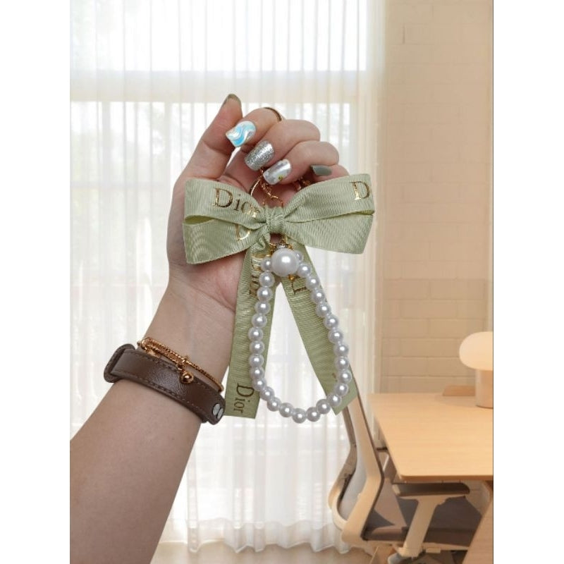 Pekanbaru Gantungan Kunci Diora Pita Mutiara / Gantungan  Tas Diora Pita Mutiara