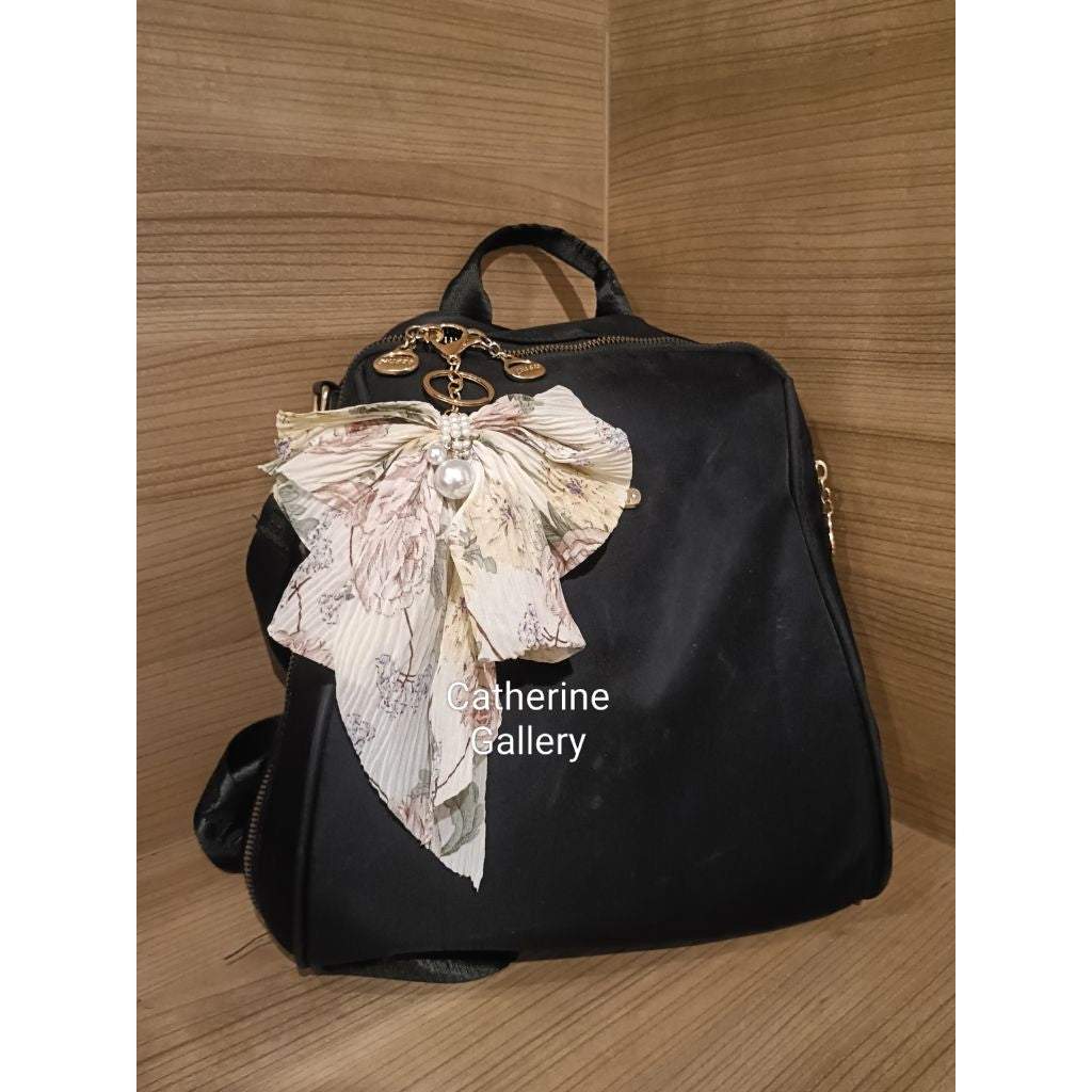 Pekanbaru Hanya 3 Hari Diskon Khusus : Gantungan Tas wanita  Pita Mutiara Clarice Cantik/keychain