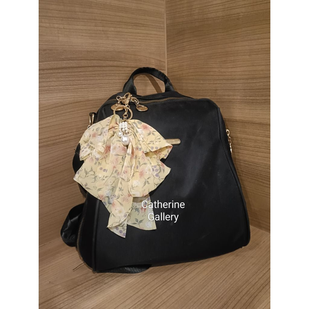 Pekanbaru Hanya 3 Hari Diskon Khusus : Gantungan Tas wanita  Pita Mutiara Clarice Cantik/keychain
