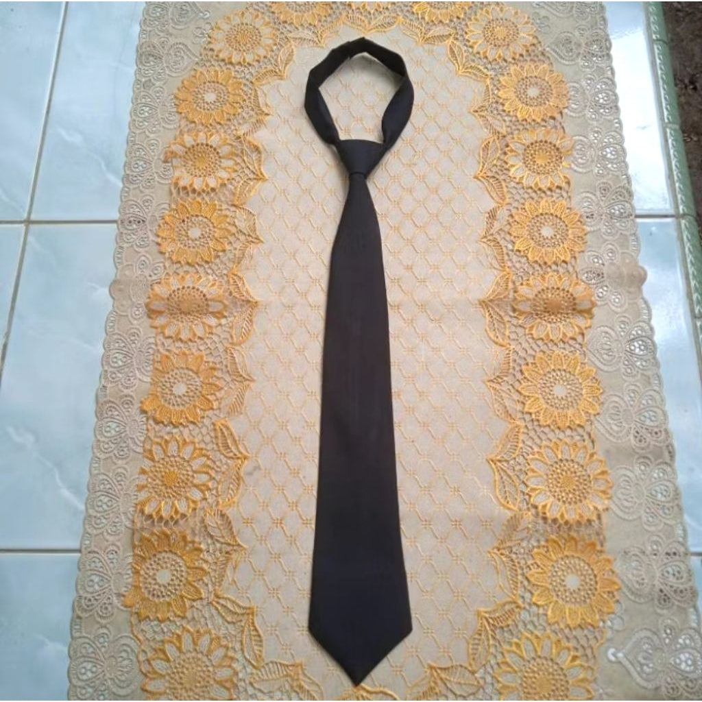 Dasi Hitam Panjang Polos Instan Langsung Pakai Upacara Ospek Formal Kerja Magang CPNS PNS ASN