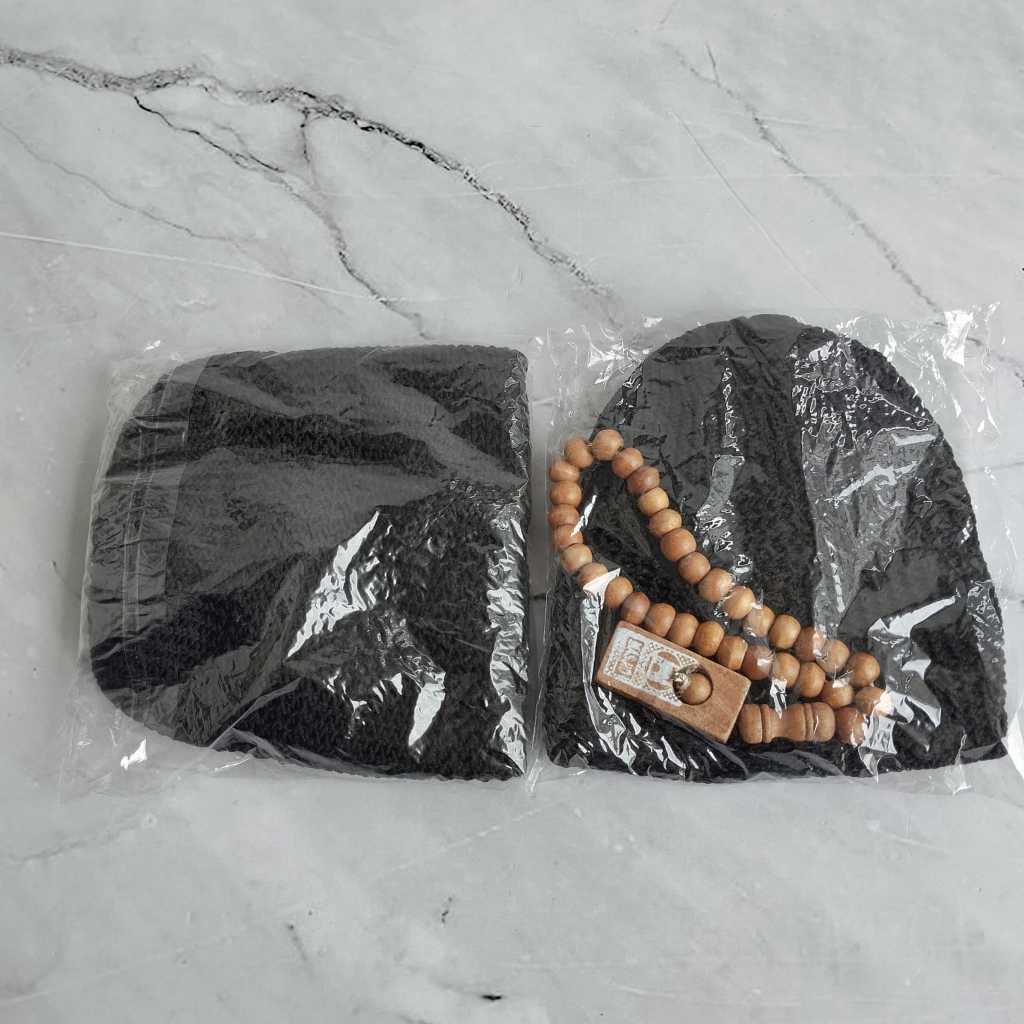 HR-Peci Rajut Dewasa dan Tasbih Souvenir Haji/Umroh Hajatan Dll (Peci+ Tasbih) Paket 25pcs Peci Krem