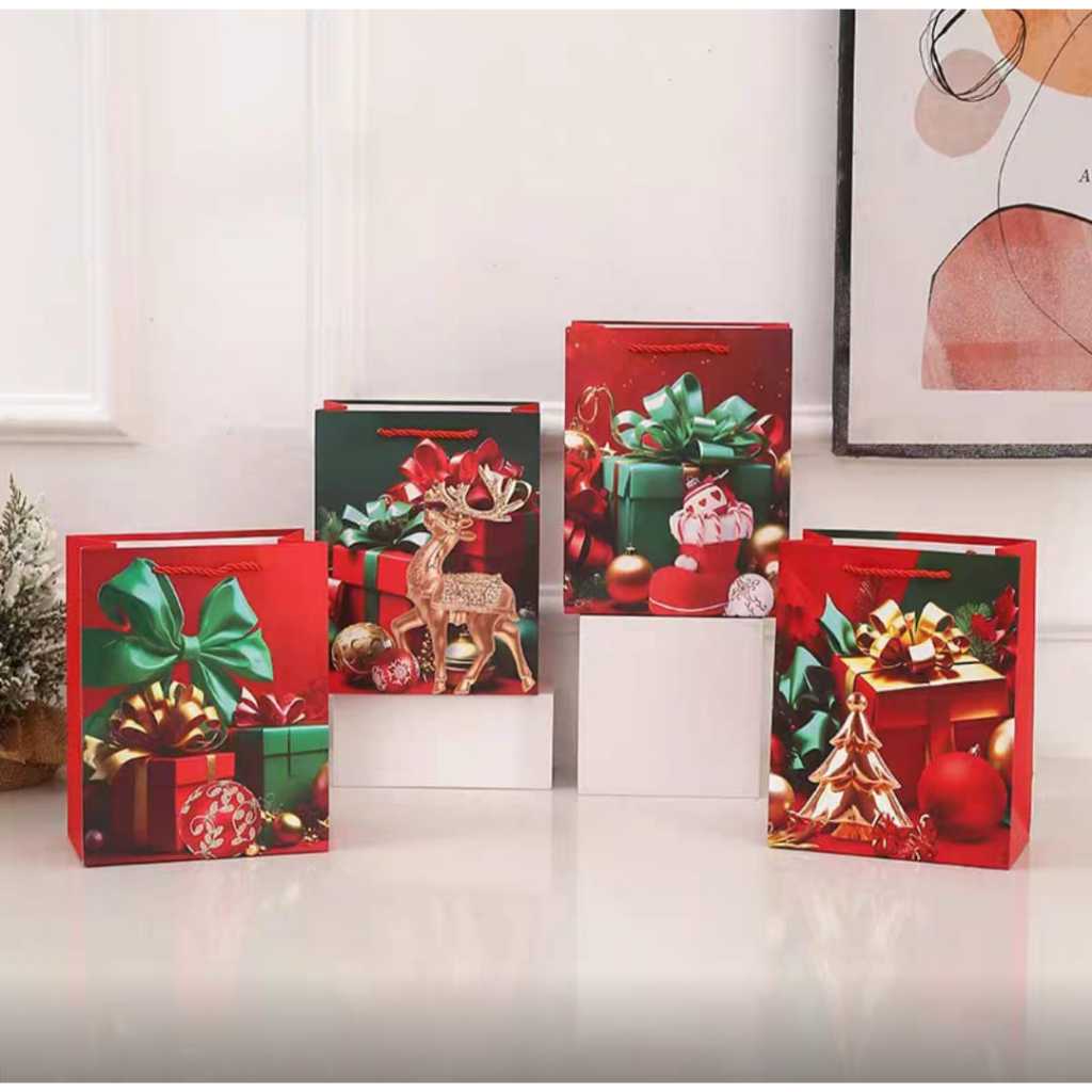 Pekanbaru Christmas Paper Bag / Kantong Kertas Natal Berbagai Ukuran