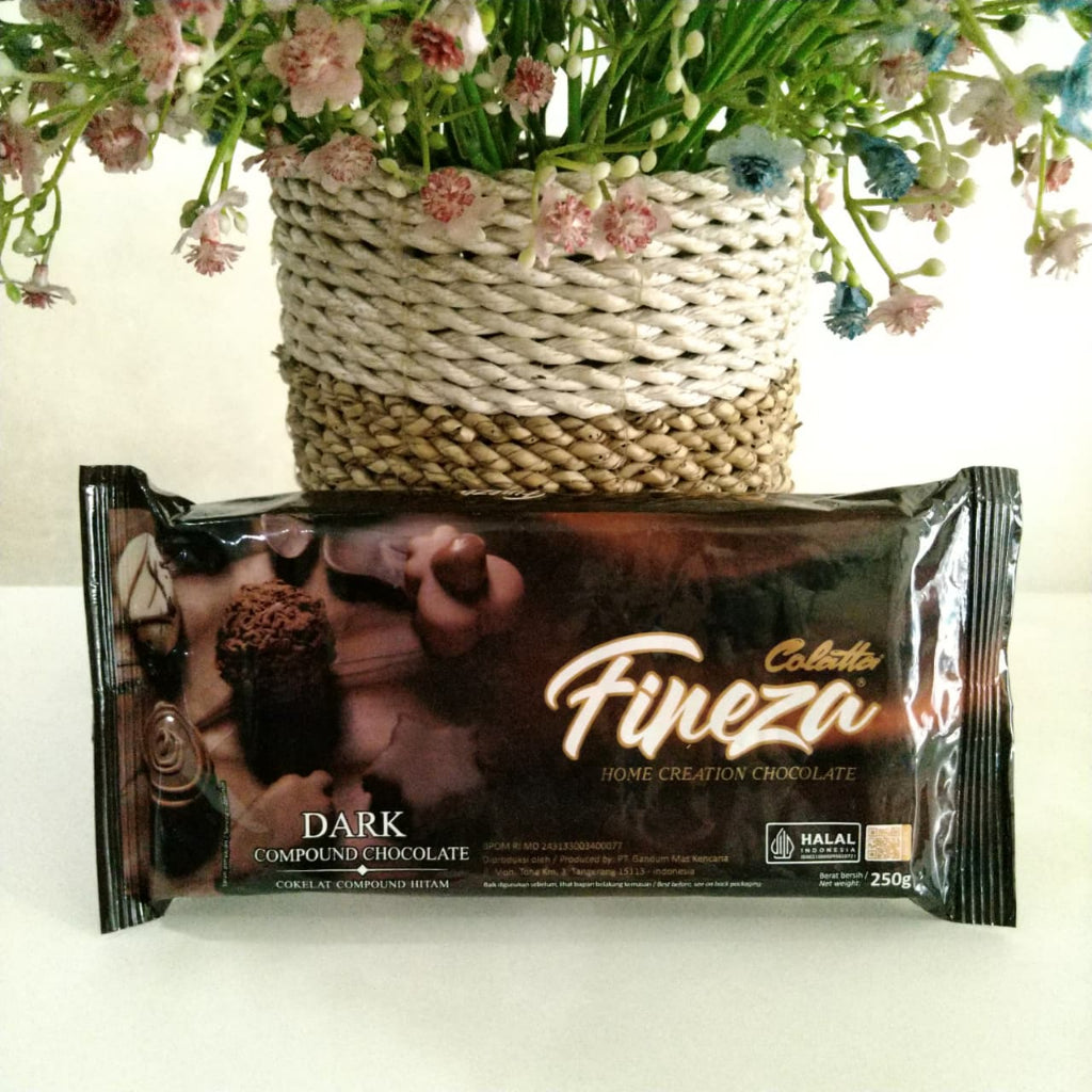 Pekanbaru Colatta Fineza Chocolate Button / Coklat Kancing 400G