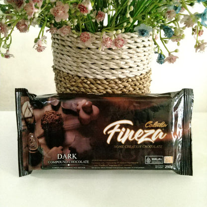 Pekanbaru Colatta Fineza Chocolate Button / Coklat Kancing 400G