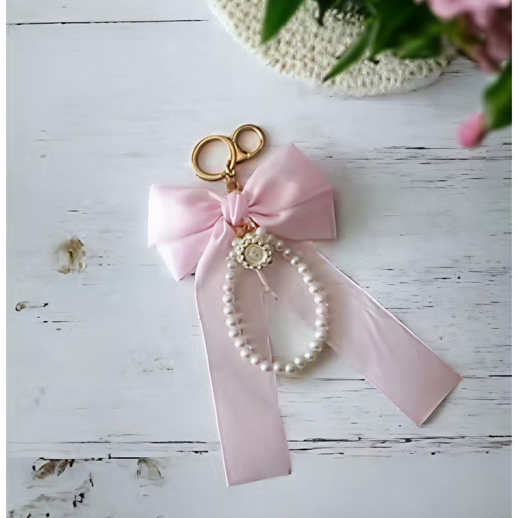 Pekanbaru Hanya 3 Hari Diskon Khusus : Gantungan Tas wanita  Pita Mutiara Clarice Cantik/keychain