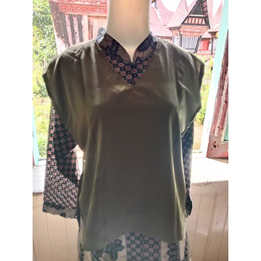 Rompi Wanita Modern Tali Samping Vest Batik Leher V