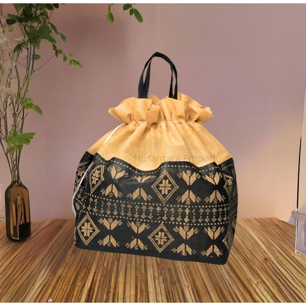 HR-Tas Hajatan EMBOS SERUT 22x22 Tinggi 30 cm Nasi Kotak Tempat Belanja Goodie Bag Rice Box