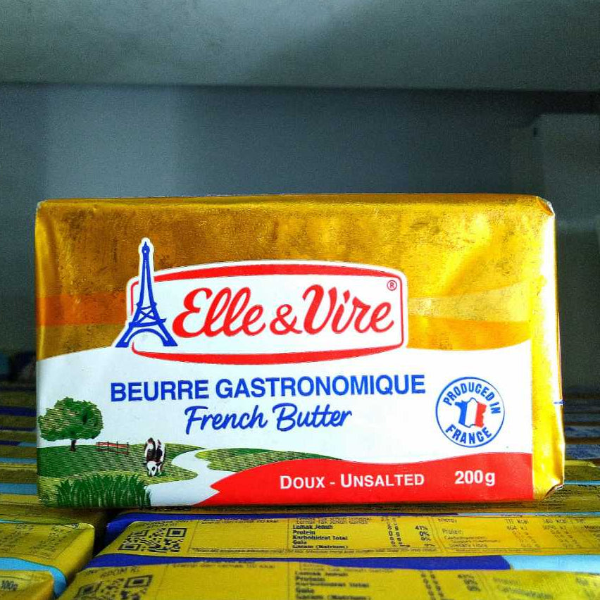 Pekanbaru Elle & Vire Gourmet Butter Unsalted 200G