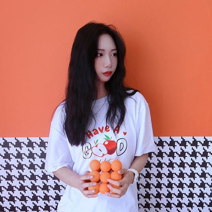 [littlecrab] Kaos Oversize Have A Good Weekend Cute Apple Love Bahan Berkualitas T-shirt Couple Unisex Simple Unik Gambar Apel Korean Style