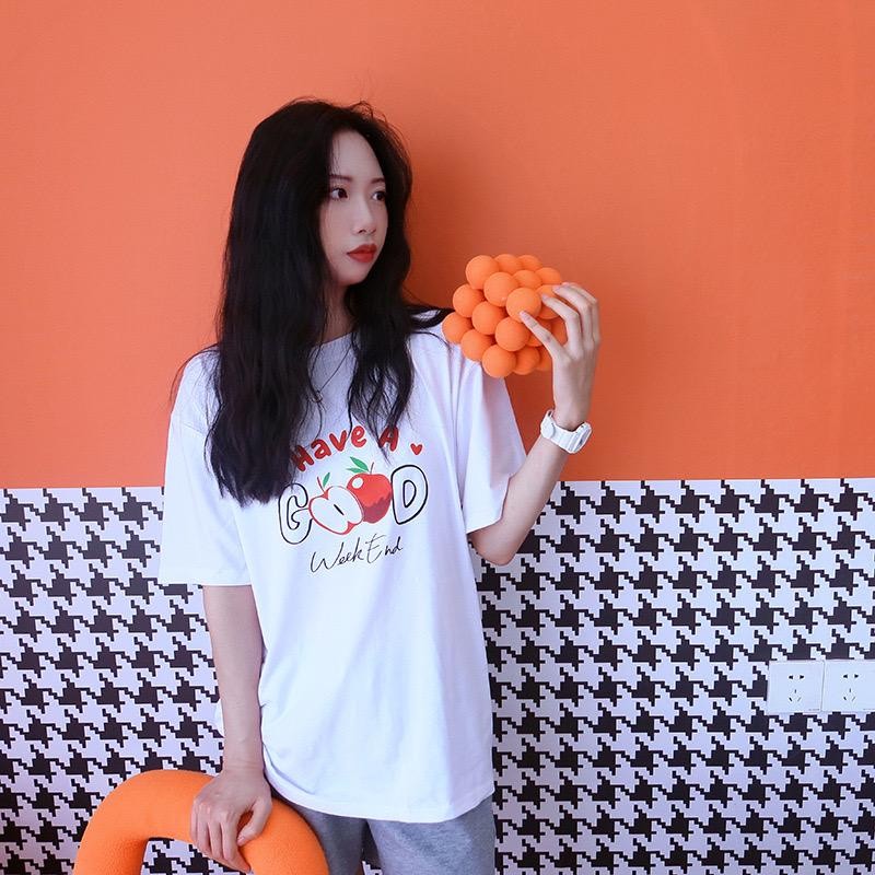 [littlecrab] Kaos Oversize Have A Good Weekend Cute Apple Love Bahan Berkualitas T-shirt Couple Unisex Simple Unik Gambar Apel Korean Style