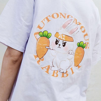 [littlecrab] Kaos Oversize Carrot Bunny Champion I Am The First Autonomous Rabbit Kelinci Olahraga Wortel T-shirt Sablon Berkualitas Unisex Couple Korean Style